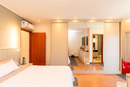 Casa à venda com 230m², 3 quartos e 4 vagasSuíte
