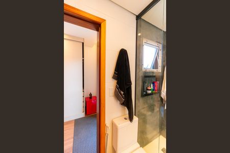 Casa à venda com 230m², 3 quartos e 4 vagasBanheiro da Suíte