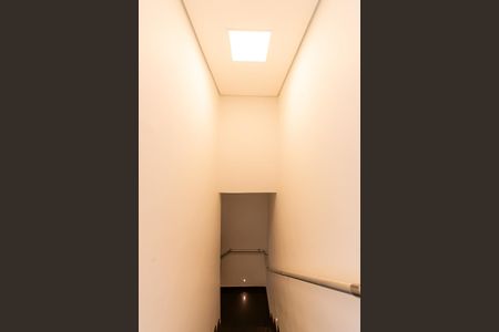 Casa à venda com 230m², 3 quartos e 4 vagasEscada