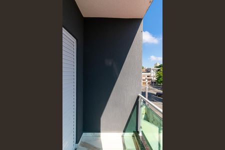 Casa à venda com 230m², 3 quartos e 4 vagasSuíte - Varanda