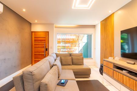 Sala de casa à venda com 3 quartos, 230m² em Vila Formosa, São Paulo