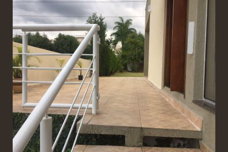Casa de condomínio para alugar com 317m², 3 quartos e 9 vagas Casa de condomínio para alugar com 317m², 3 quartos e 9 vagasÁrea externa