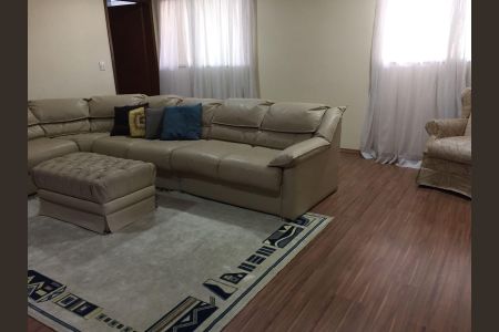 Sala de casa de condomínio para alugar com 3 quartos, 317m² em RUA FALCAO S/N, Mogi das Cruzes