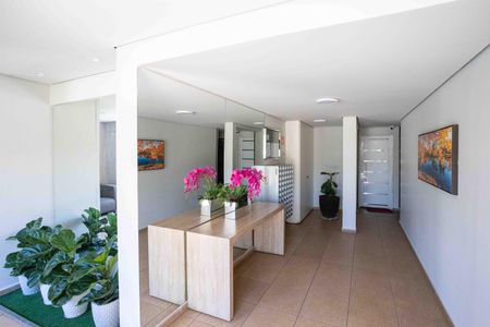 Apartamento à venda com 69m², 3 quartos e 2 vagasHall social