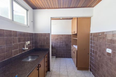 Apartamento para alugar com 55m², 2 quartos e sem vaga Apartamento para alugar com 55m², 2 quartos e sem vagaCozinha e Área de Serviço