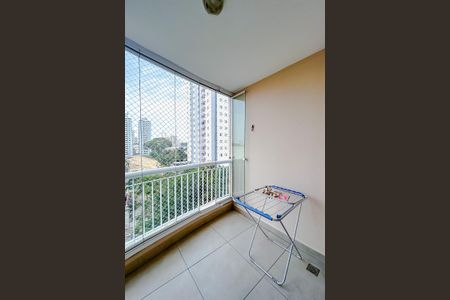 Apartamento à venda com 66m², 2 quartos e 1 vagaVaranda
