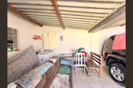 Casa à venda com 212m², 3 quartos e 2 vagasCasa 3