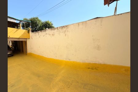 Casa à venda com 212m², 3 quartos e 2 vagasQuintal e Garagem