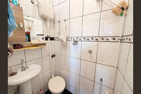 Casa à venda com 212m², 3 quartos e 2 vagasBanheiro - Casa 1