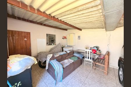 Casa à venda com 212m², 3 quartos e 2 vagasCasa 3