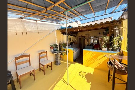 Casa à venda com 212m², 3 quartos e 2 vagasVaranda - Casa 1