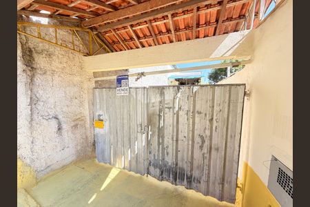 Casa à venda com 212m², 3 quartos e 2 vagasFachada