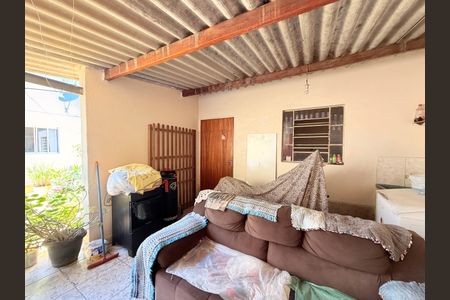 Casa à venda com 212m², 3 quartos e 2 vagasCasa 3