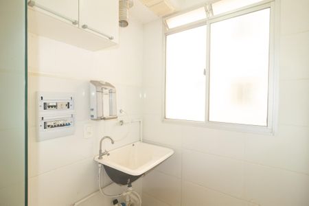 Apartamento para alugar com 48m², 2 quartos e 1 vaga Apartamento para alugar com 48m², 2 quartos e 1 vagaCozinha e Área de Serviço