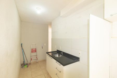 Apartamento para alugar com 48m², 2 quartos e 1 vaga Apartamento para alugar com 48m², 2 quartos e 1 vagaCozinha e Área de Serviço