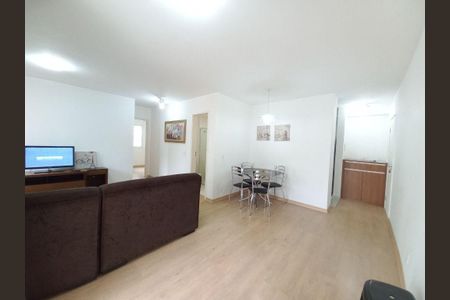 Apartamento para alugar com 2 quartos, 68m² em Parque Reboucas, São Paulo