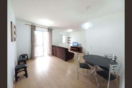 Apartamento para alugar com 2 quartos, 68m² em Parque Reboucas, São Paulo