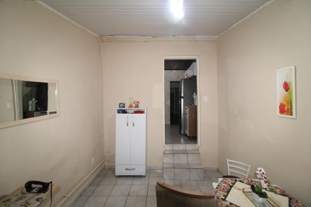 Casa à venda com 120m², 2 quartos e 2 vagasÁrea de Serviço