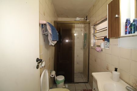 Casa à venda com 120m², 2 quartos e 2 vagasBanheiro