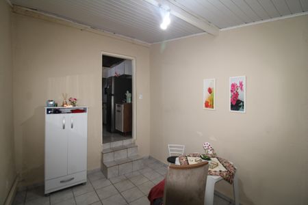 Casa à venda com 120m², 2 quartos e 2 vagasÁrea de Serviço