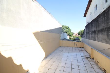 Casa à venda com 120m², 2 quartos e 2 vagasQuintal