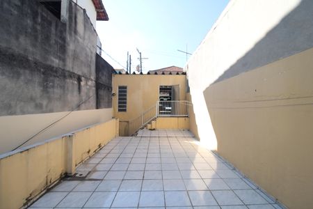 Casa à venda com 120m², 2 quartos e 2 vagasQuintal