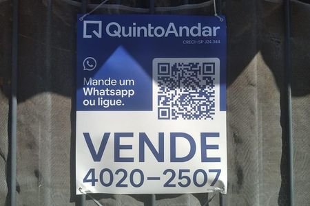 Casa à venda com 120m², 2 quartos e 2 vagasFachada