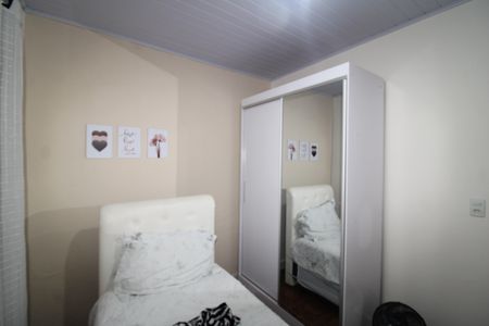 Casa à venda com 120m², 2 quartos e 2 vagasQuarto 2