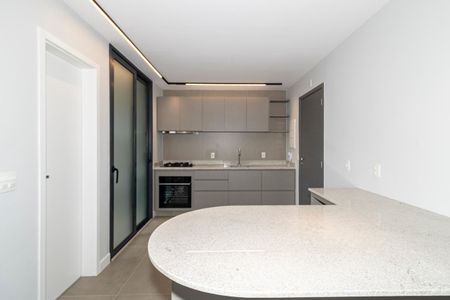 Apartamento para alugar com 143m², 3 quartos e 2 vagas Apartamento para alugar com 143m², 3 quartos e 2 vagasCozinha