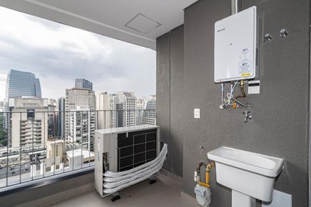 Apartamento para alugar com 143m², 3 quartos e 2 vagas Apartamento para alugar com 143m², 3 quartos e 2 vagasÁrea de Serviço