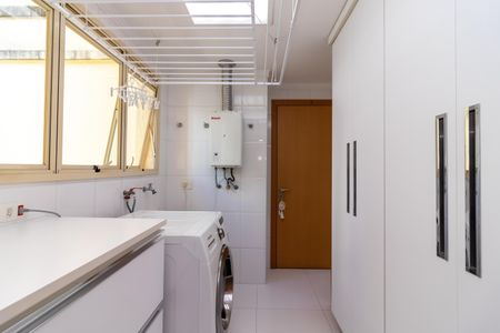 Apartamento à venda com 148m², 3 quartos e 3 vagasÁrea de Serviço