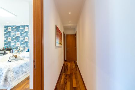 Apartamento à venda com 148m², 3 quartos e 3 vagasCorredor dos Quartos