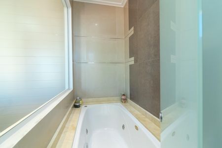 Apartamento à venda com 148m², 3 quartos e 3 vagasBanheiro da Suíte 1