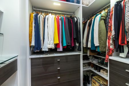 Apartamento à venda com 148m², 3 quartos e 3 vagasSuíte 1 - Closet