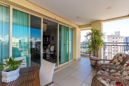 Apartamento à venda com 148m², 3 quartos e 3 vagasVaranda Gourmet