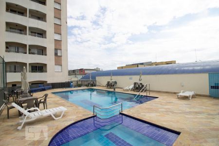 Apartamento à venda com 64m², 2 quartos e 1 vaga Apartamento à venda com 64m², 2 quartos e 1 vagaArea Comum - Piscina