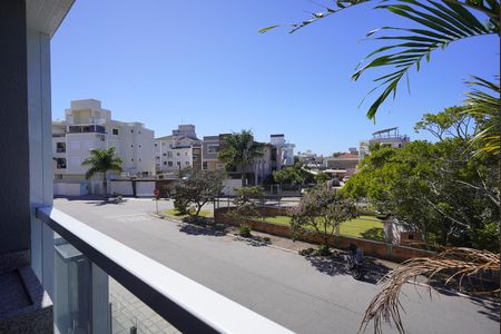 Varanda - vista de apartamento para alugar com 2 quartos, 65m² em Canasvieiras, Florianópolis
