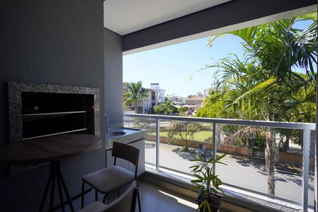Sala - varanda de apartamento para alugar com 2 quartos, 65m² em Canasvieiras, Florianópolis