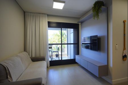Sala de apartamento para alugar com 2 quartos, 65m² em Canasvieiras, Florianópolis