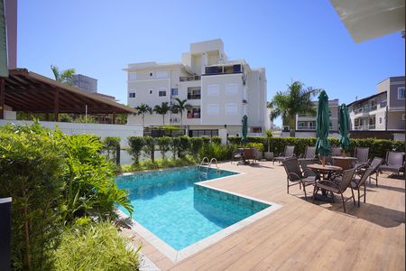 Apartamento para alugar com 65m², 2 quartos e 1 vagaÁrea comum - Piscina