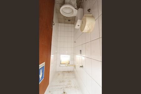 Casa à venda com 200m², 4 quartos e 1 vagaBanheiro