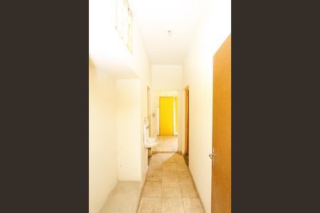 Casa à venda com 200m², 4 quartos e 1 vagaCorredor