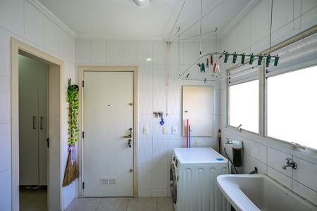 Apartamento à venda com 209m², 4 quartos e 4 vagasÁrea de Serviço 