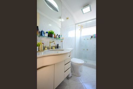 Apartamento à venda com 209m², 4 quartos e 4 vagasBanheiro Suíte 1