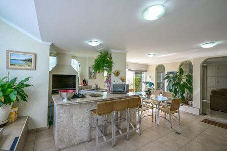 Apartamento à venda com 209m², 4 quartos e 4 vagasCobertura