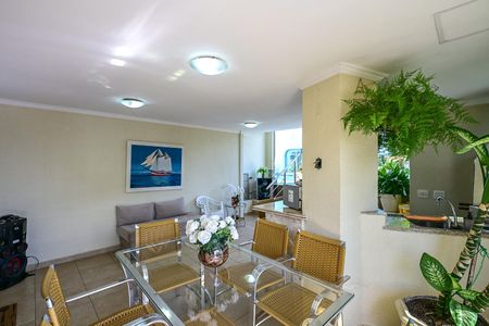 Apartamento à venda com 209m², 4 quartos e 4 vagasCobertura