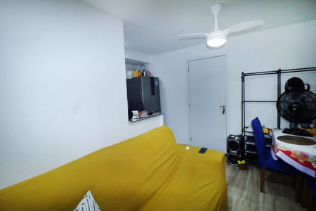 Sala de apartamento para alugar com 2 quartos, 51m² em Irajá, Rio de Janeiro