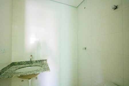 Apartamento à venda com 65m², 3 quartos e 2 vagasBanheiro social