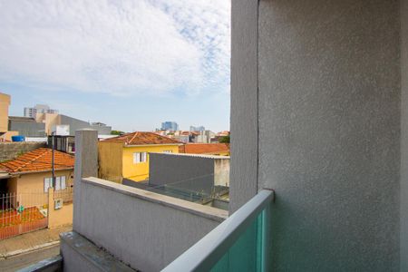 Apartamento à venda com 65m², 3 quartos e 2 vagasVaranda da sala