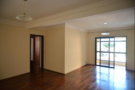 Sala de apartamento para alugar com 3 quartos, 114m² em Vila Eldizia, Santo André